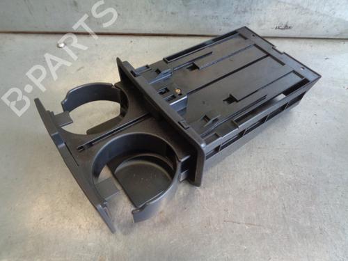 Porte-gobelet/Objets NISSAN MURANO I (Z50) 3.5 4x4 (234 hp) 22345269