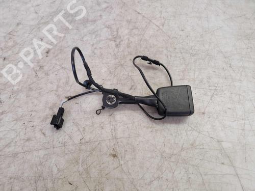 Used Rear left seatbelt VW TOURAN (5T1) 2.0 TDI (116 hp) 30408652