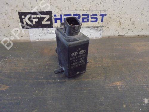 Used Washer pump HYUNDAI i40 I CW (VF) 1.7 CRDi (136 hp) 13069054
