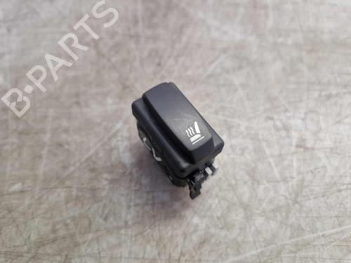 Used Switch DACIA DUSTER (HM_) 1.5 dCi 115 4x4 (HMAD) (116 hp) 26579729