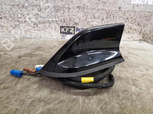 Antenne/Halterung für DACIA SANDERO III 1.0 TCe 110 (110 hp) 31640439