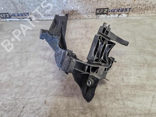 Front bumper bracket AUDI A4 B8 (8K2) 2.0 TFSI | BP30062683C158 