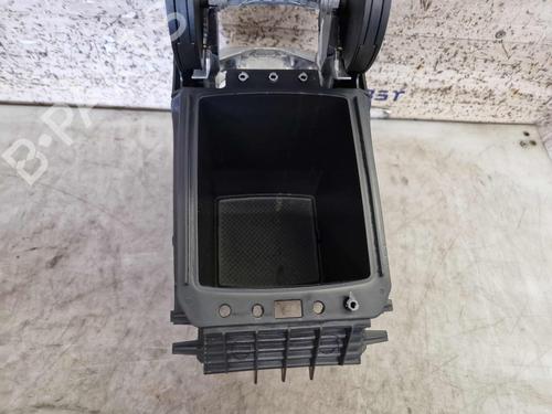 Armrest / Center console VW GOLF VII (5G1, BQ1, BE1, BE2) 1.6 TDI | BP29853796I20