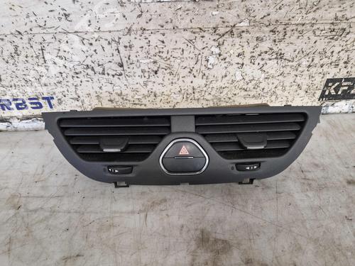 Used Air vent OPEL CORSA E (X15) 1.3 CDTI (08, 68) (75 hp) 31994689