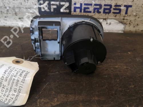 Headlight switch SEAT LEON (1P1) 1.4 16V | BP22289892I24 
