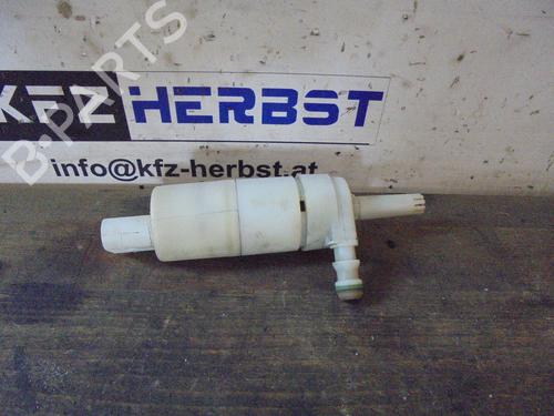 Used Washer pump MERCEDES-BENZ CLK (C208) CLK 200 (208.335) (136 hp) 13067225