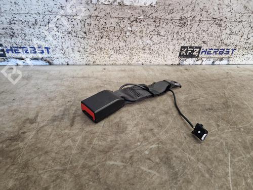 seat-buckle-chevrolet-trax-2012-34721529 main image