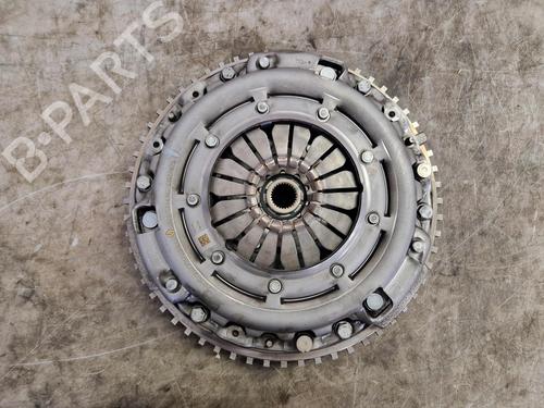 Schwungrad für DACIA SANDERO III 1.0 TCe 110 (110 hp) 31640474