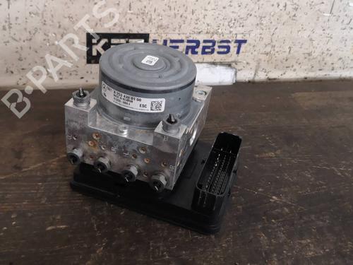 Used ABS pump MERCEDES-BENZ C-CLASS (W205) C 180 BlueTEC / d (205.036) (116 hp) 12860809