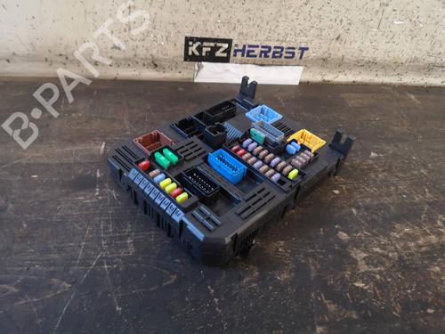 Fuse box OPEL CORSA F (P2JO) 1.2 (68) (101 hp) 12893668