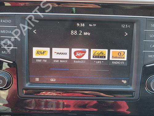 display-monitor-vw-passat-b8-variant-3g5-cb5-2014-39985504 main image