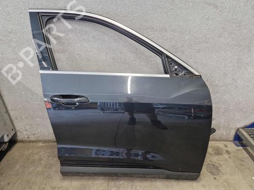 Used Right front door Right front door 36841824 36841824