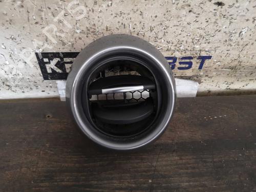 Used Air vent RENAULT CLIO IV Grandtour (KH_) 0.9 TCe 90 (90 hp) 22278362
