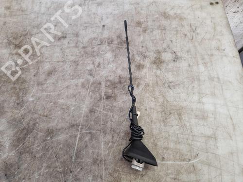 Antenne/Base RENAULT MEGANE IV Hatchback (B9A/M/N_) 1.2 TCe 100 (B9MS) (100 hp) 33122369