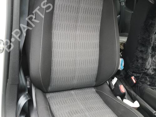 Used Right front seat Right front seat OPEL CORSA F (P2JO) 1.2 (68) (75 hp) 33696164 33696164