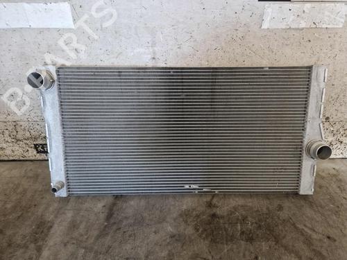 Used Water radiator Water radiator 37634879 37634879