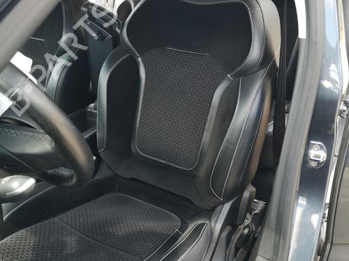 Used Left front seat Left front seat 36810244 36810244