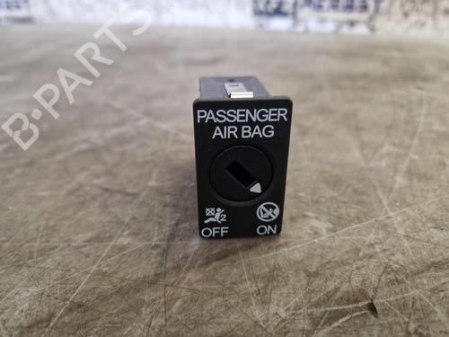 Used Switch Switch VW GOLF VII (5G1, BQ1, BE1, BE2) 1.0 TSI (110 hp) 34235300 34235300