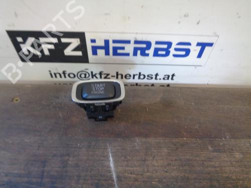 Switch VOLVO V40 Cross Country (526) T4 AWD | BP12884375I30 