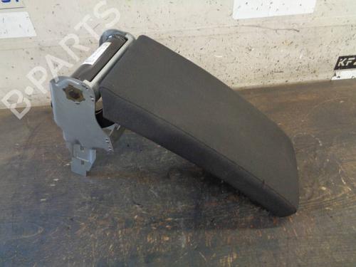 Used Armrest / Center console VW PASSAT B6 Variant (3C5) 2.0 TDI (110 hp) 20091344