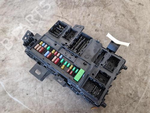 Used Fuse box Fuse box 37601803 37601803