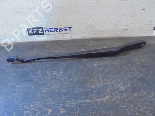 Used Front windshield wiper arm SKODA FABIA III Estate (NJ5) 1.4 TDI (90 hp) 13068174