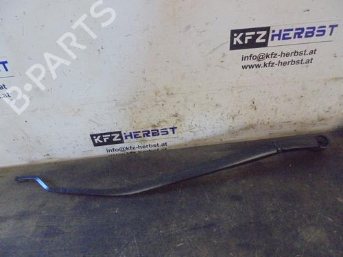 Used Front windshield wiper arm HYUNDAI i20 II (GB, IB) 1.2 (84 hp) 13067652