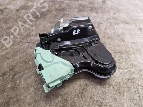 Used Rear right lock SUZUKI SWIFT V (AZ) 1.2 SHVS (A2L412) (90 hp) 31657715