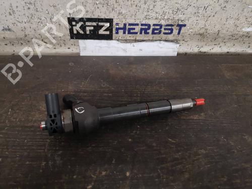 Used Injector VW GOLF VII (5G1, BQ1, BE1, BE2) 1.6 TDI (105 hp) 20084778