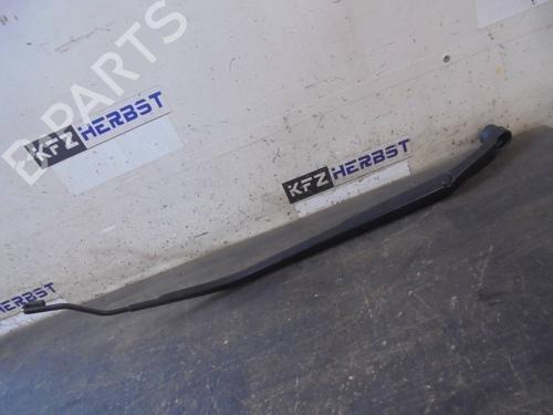 Used Front windshield wiper arm HYUNDAI i20 II (GB, IB) 1.2 (84 hp) 13068311