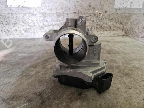 Boîtier papillon VW GOLF PLUS V (5M1, 521) 1.6 TDI (105 hp) 31327425