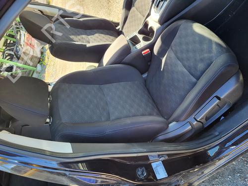 Used Right front seat Right front seat 39586616 39586616