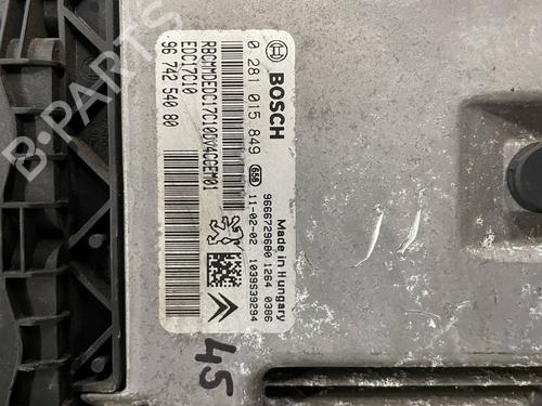 Used Engine control unit (ECU) Engine control unit (ECU) TALBOT HORIZON 1.3 (68 hp) 33683447 33683447