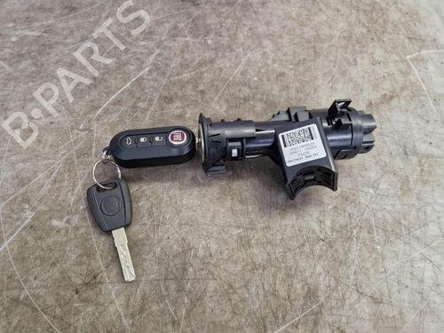Used Ignition barrel Ignition barrel FIAT 500 (312_) 1.0 Mild Hybrid (312.AYD1B) (69 hp) 34579276 34579276