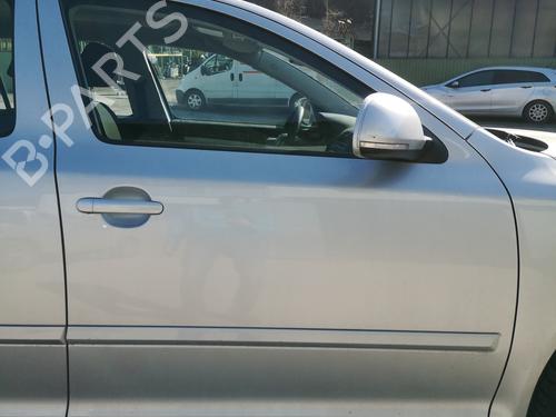 Used Right front door SKODA OCTAVIA II Combi (1Z5) 1.4 TSI (122 hp) 32989914