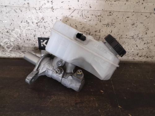 Used Brake master cylinder DACIA DOKKER MPV (KE_) 1.6 (102 hp) 12878945