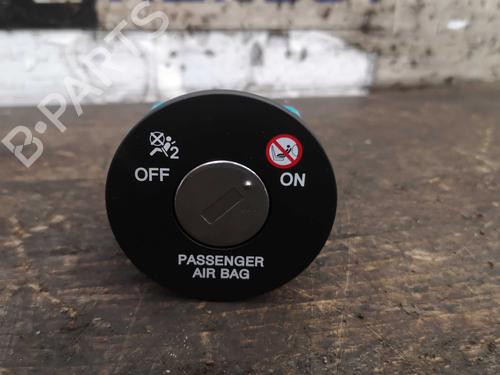 Used Switch HYUNDAI i10 II (BA, IA) 1.0 (67 hp) 31948513