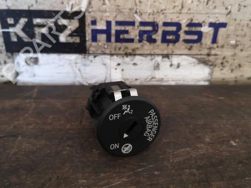 Used Switch MINI MINI (F56) One First (75 hp) 30123311