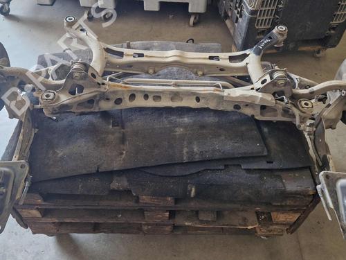 Used Rear axle Rear axle VW PASSAT B8 Variant (3G5, CB5) 2.0 TDI (150 hp) 35802775 35802775