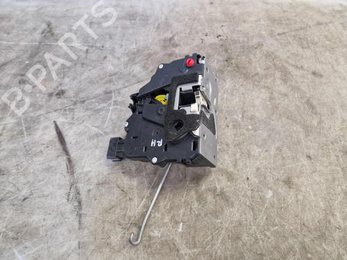 Used Rear right lock Rear right lock 37797008 37797008