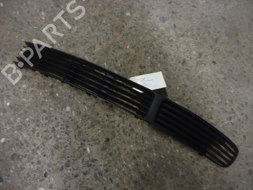 Calandre VW PASSAT B5 (3B2) 1.6 (101 hp) 20643996