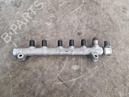 Used Injection rail Injection rail VOLVO V40 Hatchback (525) D2 (120 hp) 35975326 35975326