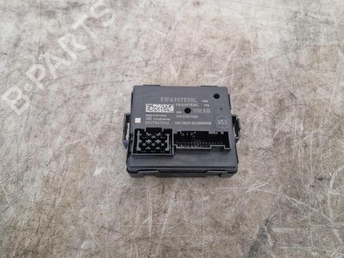 Used Control unit Control unit 37026077 37026077