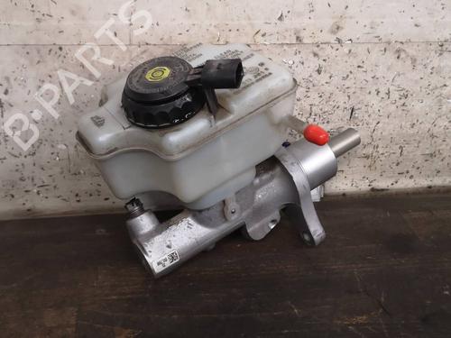 Used Brake master cylinder VW CADDY IV Box Body/MPV (SAA, SAH) 2.0 TDI (102 hp) 12875785