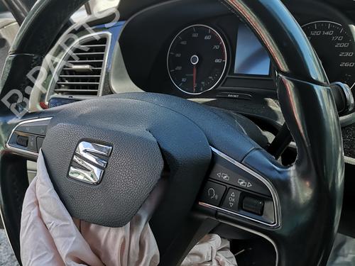 Steering wheel SEAT LEON (5F1) 1.2 TSI | BP38710009C49 - Image 3