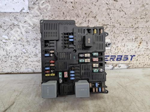 Used Fuse box VOLVO V60 II (225) D3 (150 hp) 26531764