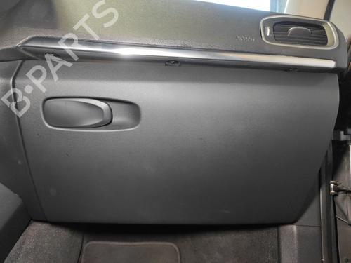 glove-box-volvo-v40-cross-country-526-2012-2013-2014-2015-2016-2017-2018-2019-36236376 main image