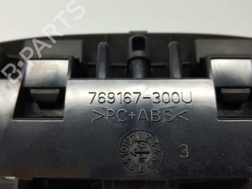 Instrument cluster PEUGEOT 108 1.2 | BP2767944C47