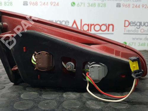Right taillight PEUGEOT 607 (9D, 9U) 2.7 HDi 24V | BP2769988C35 