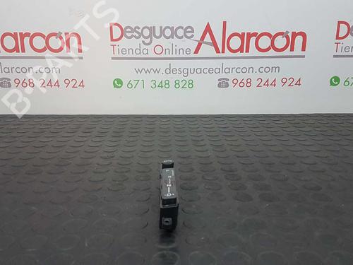 Used Shift knob MERCEDES-BENZ E-CLASS (W211) E 220 CDI (211.008) (170 hp) 14532089